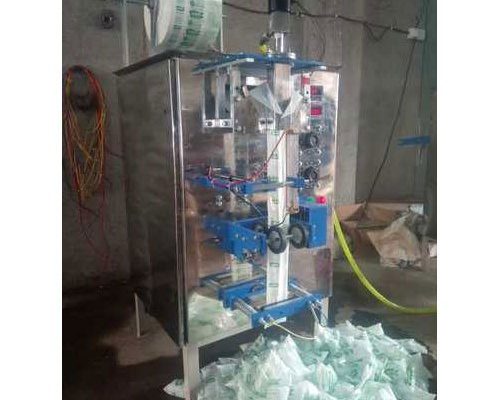 AUTOMATIC MILK POUCH PACKING MACHINE